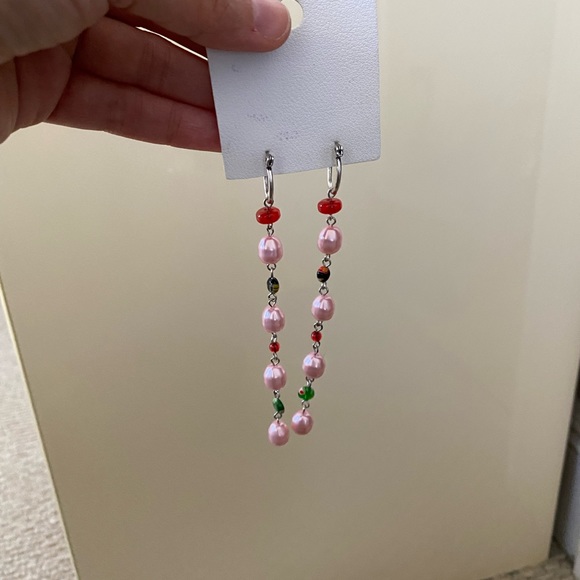 FREE PEOPLE REGINA FAUX PEARL LONG DANGLE EARRINGS MULTICOLOR NEW - Picture 2 of 3